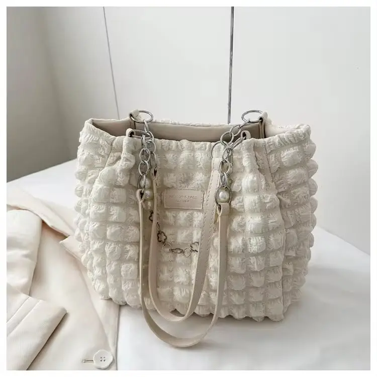 Levina Amara handbag in White