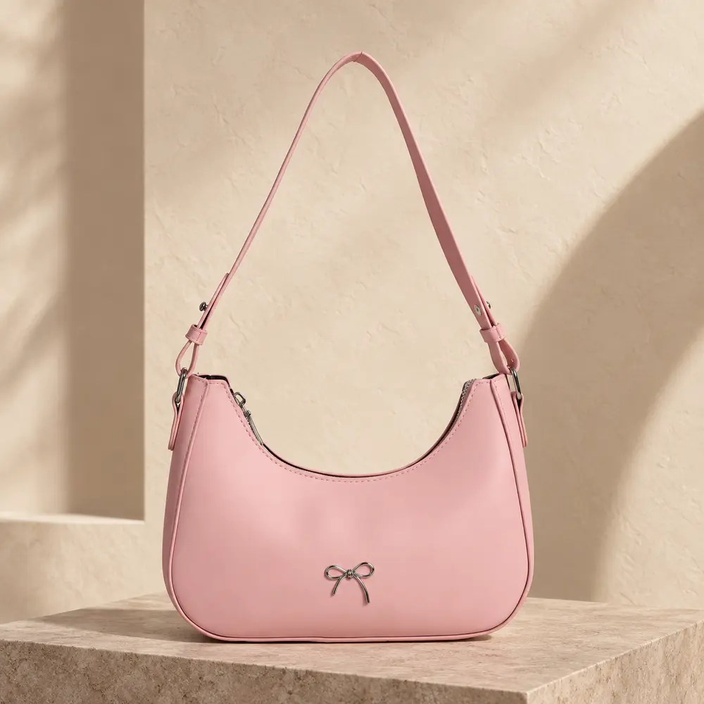 Levina Bella handbag in Baby Pink